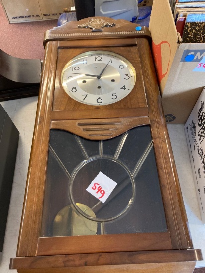 Large pendulum clock