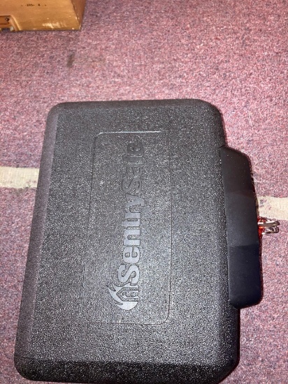 small sentry safe with key