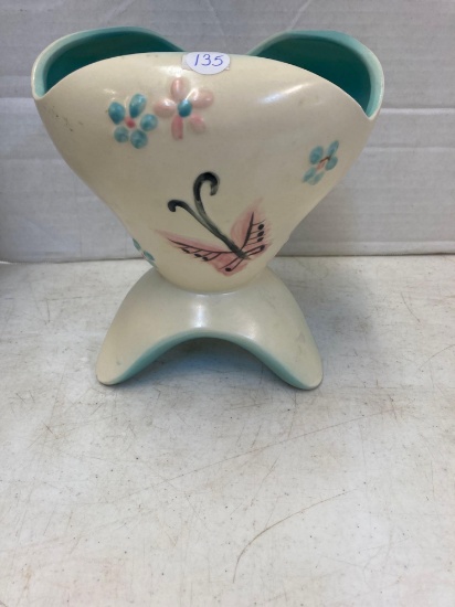 Hull butterfly planter