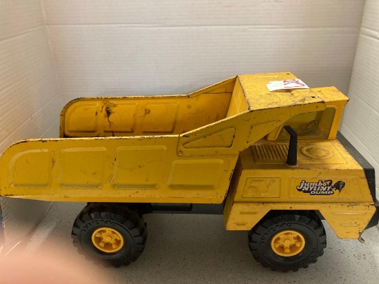 Nylint jumbo dump truck