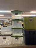 8 totes two with no lids