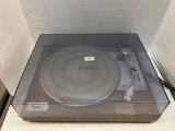 Yamaha YP 211 turntable works