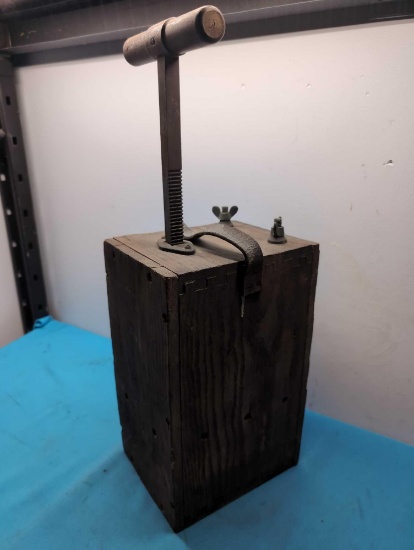 Antique blasting machine