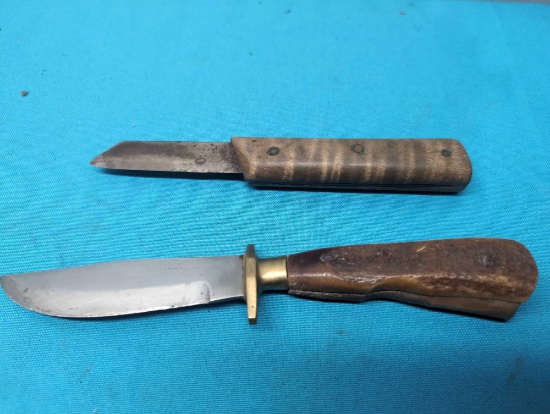 2 knives small Bowie and patch