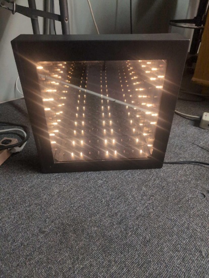 Infinity wall mirror light tunnel