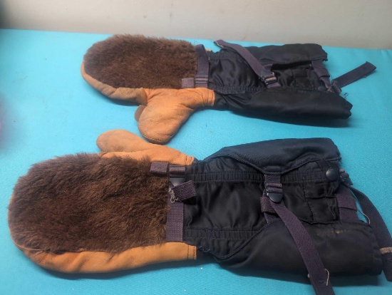 US Air Force Air Crew Cold Weather mittens