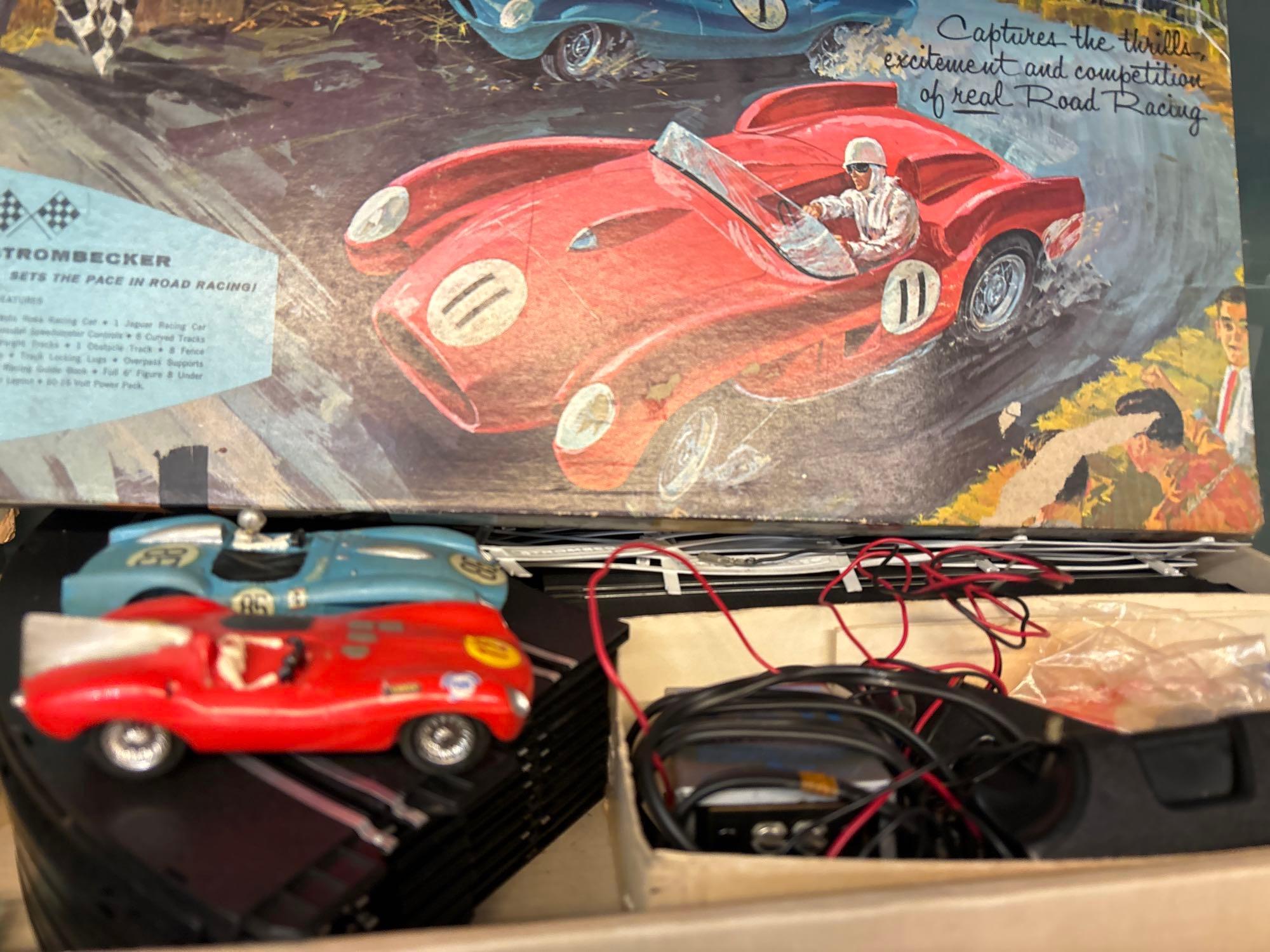 Strombecker road racing slot car set with two Proxibid