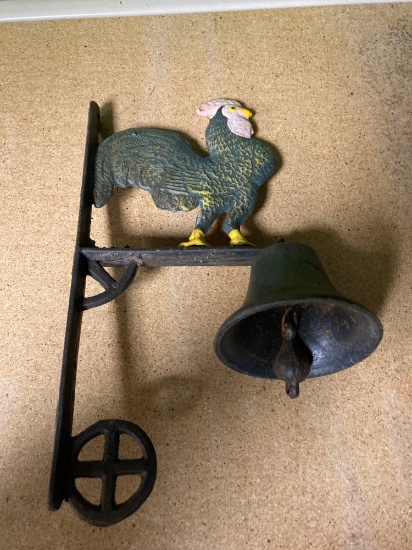 Cast iron rooster dinner bell