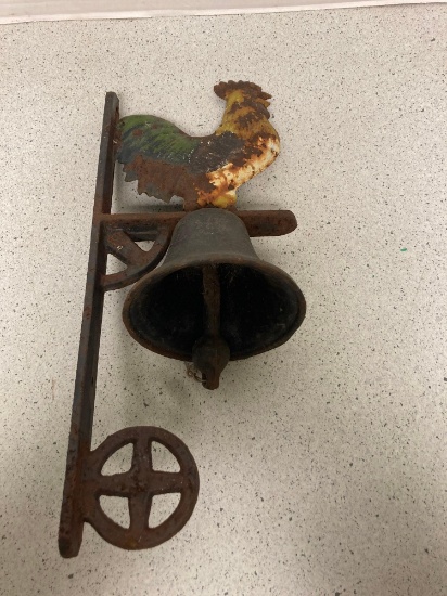 Rooster cast iron dinner bell