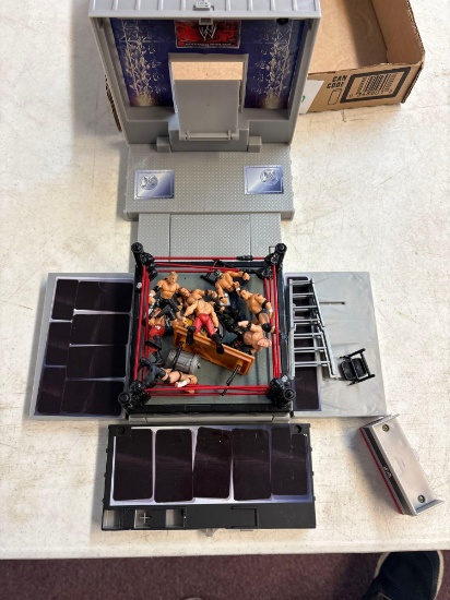 miniature wrestling figures with Arena WWF
