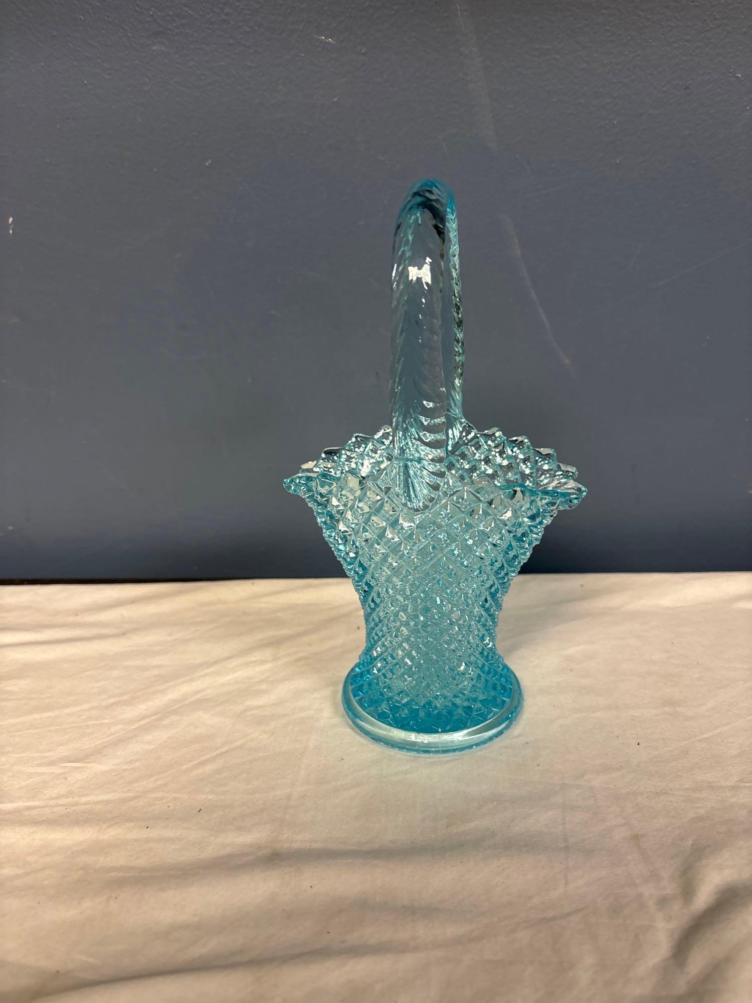 vintage LE Smith basket Proxibid