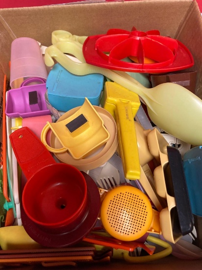 Vintage Tupperware smalls