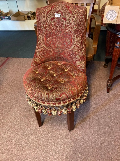 Vanity or bedroom slipper chair