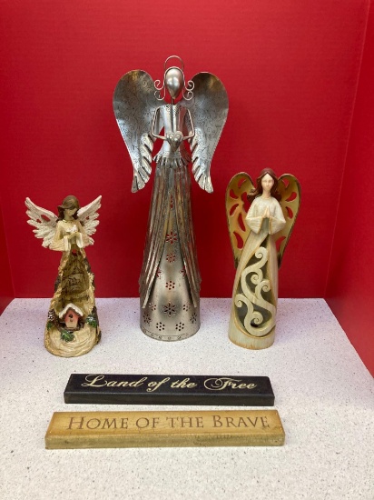 Angel figurines