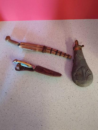 Antique powderhorn, Philippine knife dagger, Sheffield Niagara falls knife