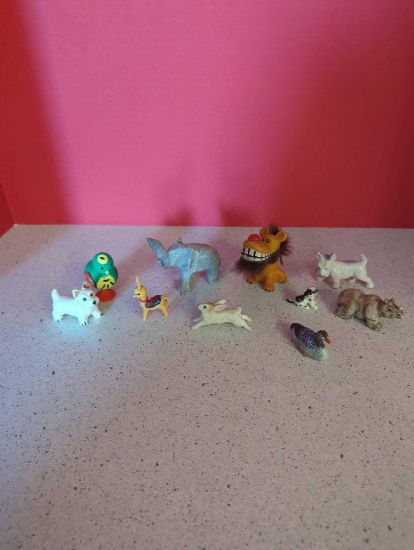Animal figurines