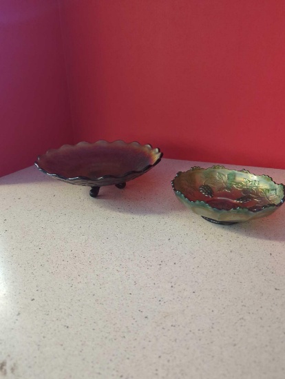 2 carnival glass bowls red with feet and green