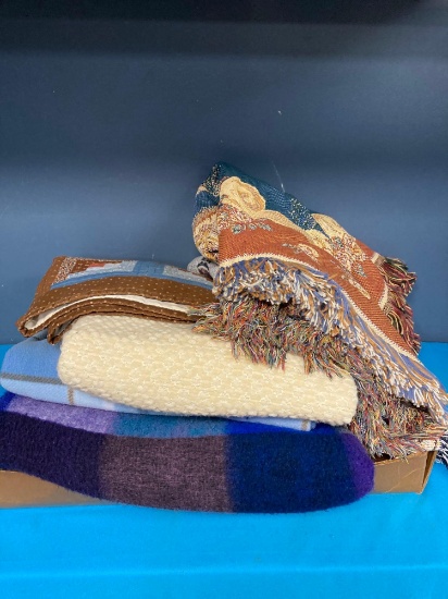 Blankets afghans