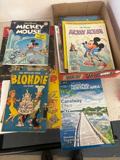 lot of magazines and vintage comics cartoons