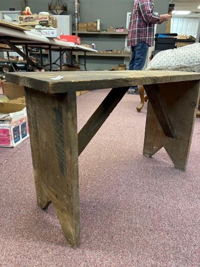 primitive bench wood
