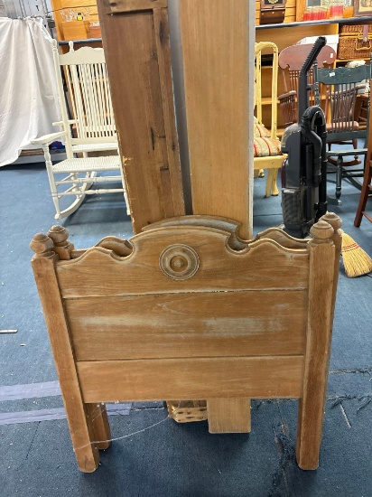 antique child?s bed
