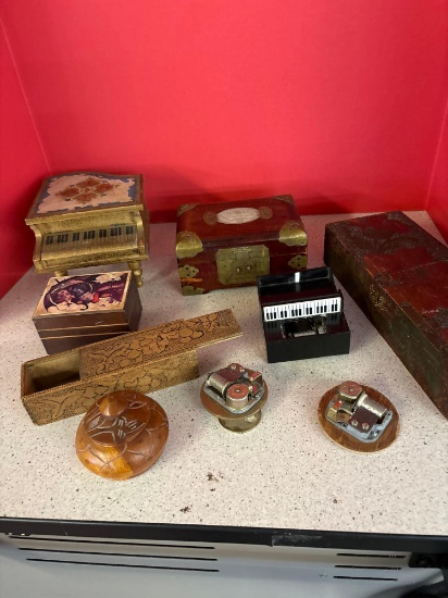 Music boxes jewelry boxes