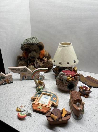 Noah?s ark light birdhouse cats meow Boyds
