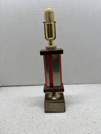 1980 gong show first place trophy