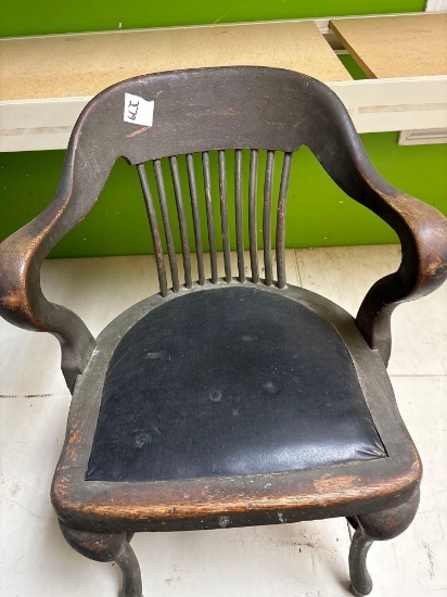 antique oak jurors chair