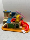 vintage Fisher-Price little people Sesame Street Clubhouse complete
