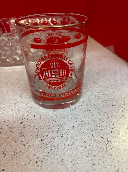 Pro football Hall of Fame glasses miniature beer mug shot glasses Crystal dish
