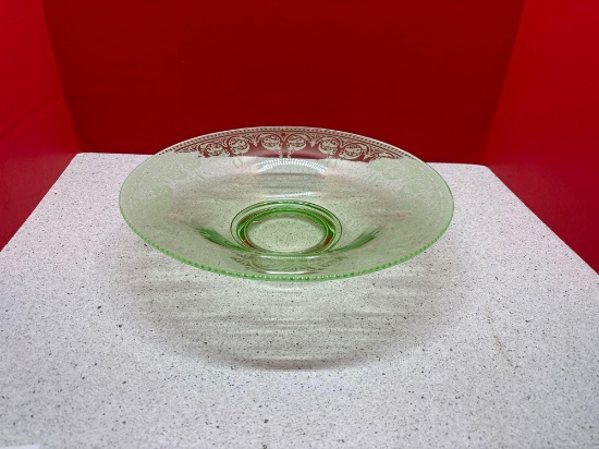 vintage Cambridge glass etched center bowl