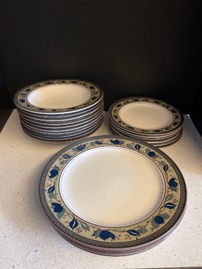 Collection of Mikasa Arabella dinnerware