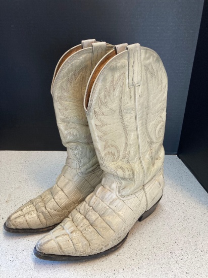 Hand tooled leather snakeskin look western boots, size 10