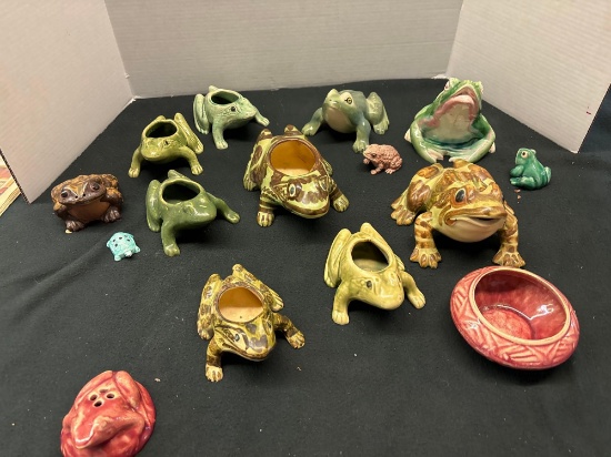 vintage frog collection pottery