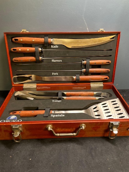 Chicago cutlery grill set in nice box