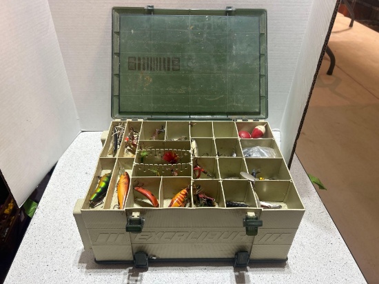 rebel Excalibur tacklebox with Lures