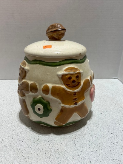 gingerbread man cookie jar by LA pottery