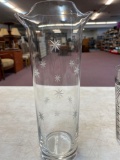 mid-century barware, clear with etched stars, drink glasses, vintage Anchor Hocking etched star