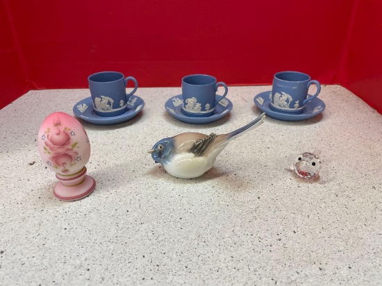 Fenton Burmese egg, B&G bird, Swarovski bird