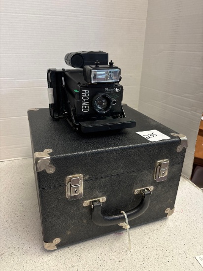 Polaroid pro ? med instant camera in case for medical photos