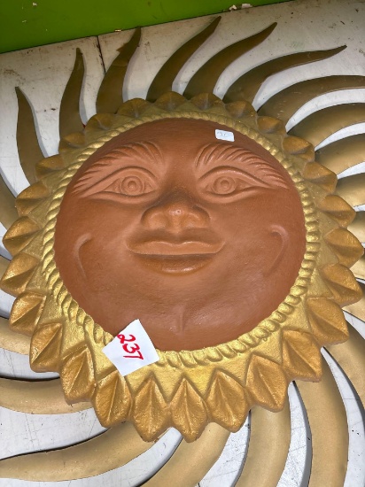 Garden and yard Sun decor