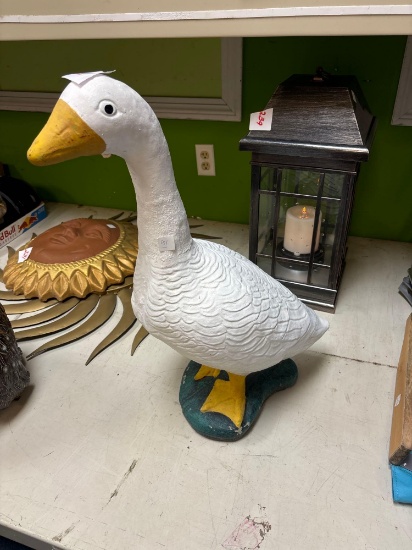 Concrete goose