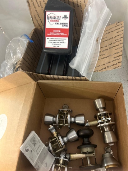 4 Berliner coating, and box of doorknobs