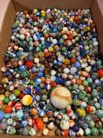 large quantity of vintage marbles