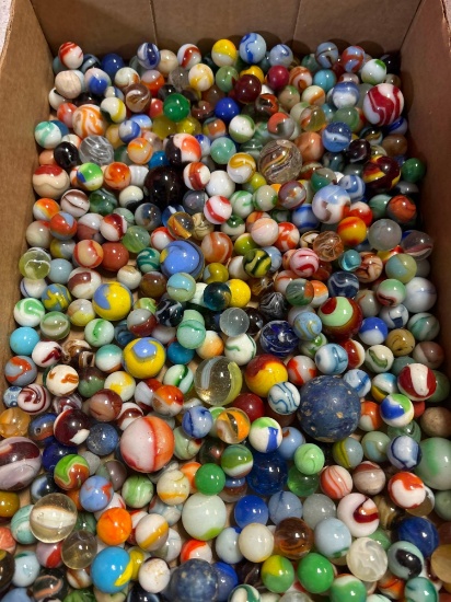 large quantity of vintage marbles