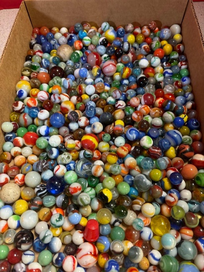 large quantity of vintage marbles