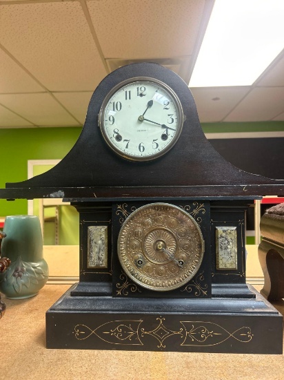 2 antique table clocks