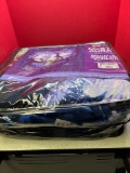two queen size blankets brand new
