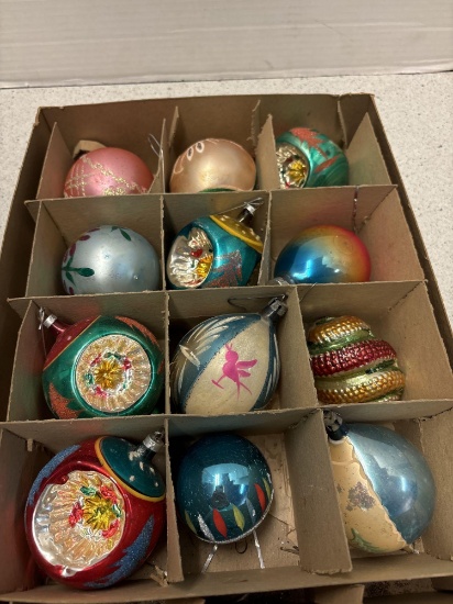 12 vintage glass ornaments in Shiny Brite box